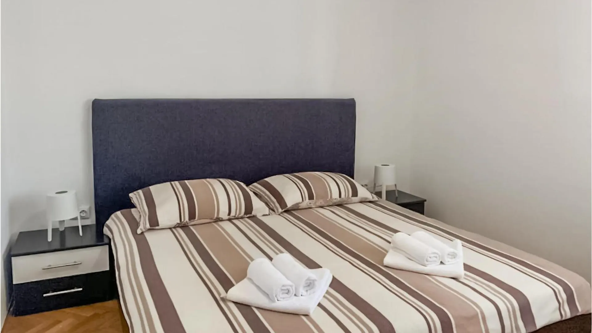 3 Bedroom Beautiful Home In Debeljak Holiday home